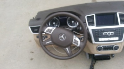 A1664609103 Руль Mercedes GL X166 2014 ,A1669063800,A2185400662,A2185400762,A1664640617,A0994640513,A1669052800,A1669052900,A1668600002,A0995400305