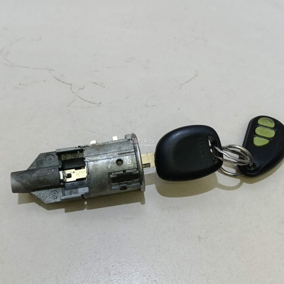 7701471220 Замок зажигания Renault Duster 2012