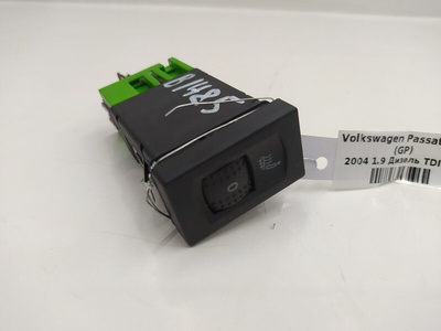 3B0963563C Кнопка (выключатель) Volkswagen Passat B5+ (GP) 2004