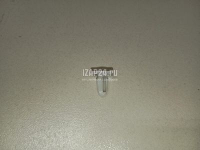 51471840960 Крепеж (клоп) BMW 5-serie G30/G31/F90 2017
