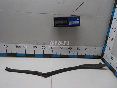 LR136827 Уплотнитель двери Land Rover Range Rover Velar 2017