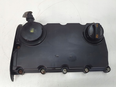 03G103469K крышка клапонов audi a4 b7 a6 c6 2.0 tdi bre blb 03g103475b