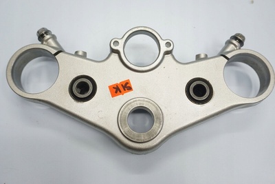 2291244956226672 Honda st 1300 PAN european 02 - 13 полка верхняя