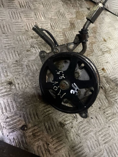 LC6232600F Насос гидроусилителя руля Mazda MPV 2 2003
