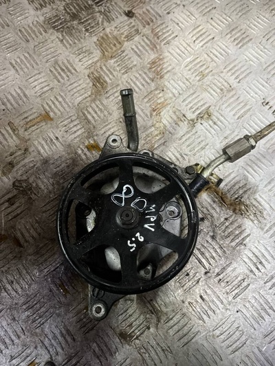 LC6232600F Насос гидроусилителя руля Mazda MPV 2 2003