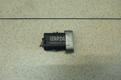 8M5T13A350AB Кнопка аварийной сигнализации Ford Focus II (2005 - 2008)