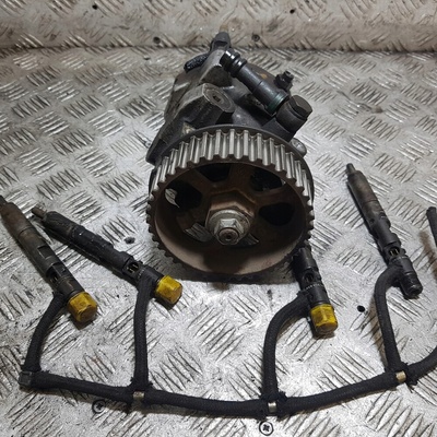 8200057225 форсунки форсунки комплект насос renault kangoo 1 8200240244