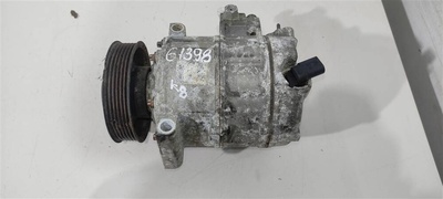 1K0820803E Компрессор кондиционера Volkswagen Passat 2013
