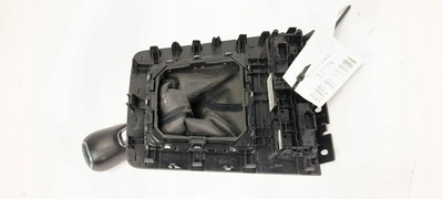 Рукоятка переключения кпп 5e1863212b skoda октавия iii