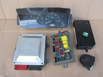 MSB101183 Комплект стартовый блок управления bcu land rover discovery 2 ii 2.5 td5