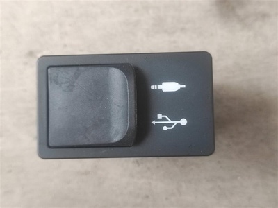 8619030030 Разъем aux / usb Lexus GS 4 GWL10 2013 , , CALS01H0AJ