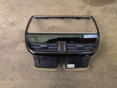 T4A2577 Дефлектор Jaguar XE X760 2015 , , GX73014L21BB, GX73014L21BE, GX73014L21BF, GX73014L21BG, T4A10366, T4A11589, T4A12745, T4A34146, GX73014L21BC