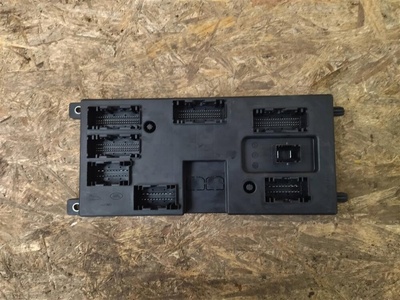 JPLA14F041BD Блок предохранителей Land Rover Range Rover L405 2018 , , 5AK714F05, 6349102381, , T4A26393,