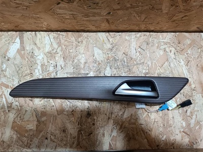 A1667302502 Накладка Mercedes GLS X166 2019 , , A1667300122, A1667300322, ,