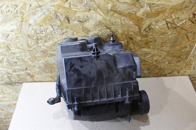 T2H1942 Корпус воздушного фильтра Jaguar XE X760 2015 , GX739600DB, , T2H34300, GX739600DD, LR174506, 113123477, GX739600DE