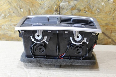 4L0819203 Дефлектор обдува салона Audi Q7 4L 2013 , K, K3Q7