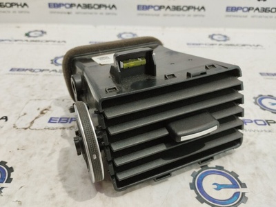 LR072439 Дефлектор обдува салона Land Rover Discovery Sport L550 2016 , FK72014L21BD