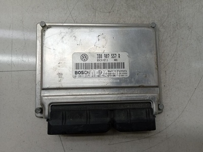 3B0907557R Блок управления двигателем VAG Passat [B5] (2000 - 2005)