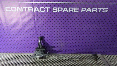 8K0711025F Кулиса Audi A4 B8 2010 8K0 711 025 F