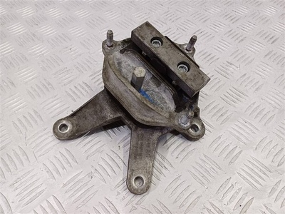 8K0399151 Подушка крепления КПП Audi A6 C7 2015 , 8K0399115R,8K0399115T,8K0399263K