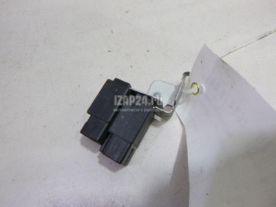 MR224839 Блок реле Mitsubishi Pajero/Montero Sport (K9) (1997 - 2008)