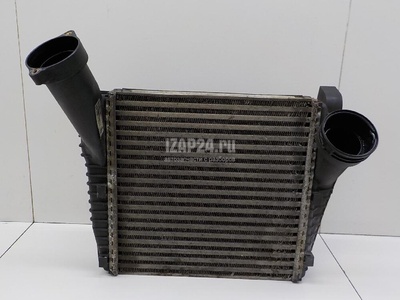 7L6145803C Интеркулер VAG Q7 [4L] (2005 - 2015)
