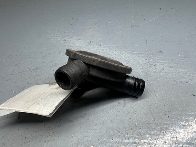 037129101K Маслоотделитель (сапун) Audi A6 C4 (S6,RS6) 1992 ,3911170962