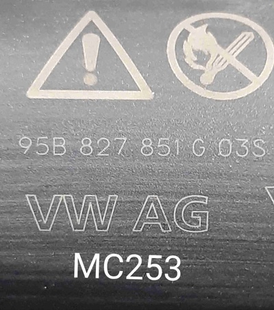 95B827851G Амортизатор крышки багажника (3-5 двери) Porsche Macan I рестайлинг 2 (2021—2023) 2021