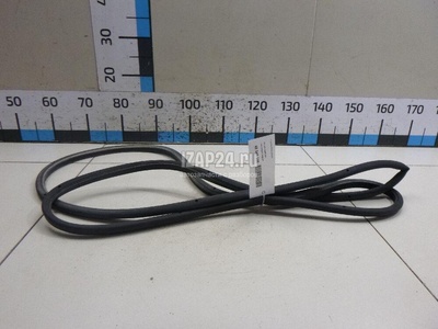 1K5837702B5AP Уплотнитель двери VAG Golf V (2003 - 2009)