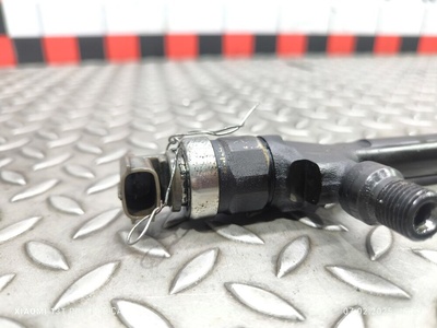 rf7j13h50 Форсунка Mazda 6 2006