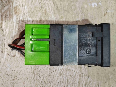 3B0963564C Кнопка подогрева сидений Volkswagen Passat B5 2000