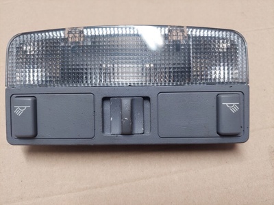 8D09471111EU Audi a4 b5 a3 8l лампочка освещения кабины передняя 1eu