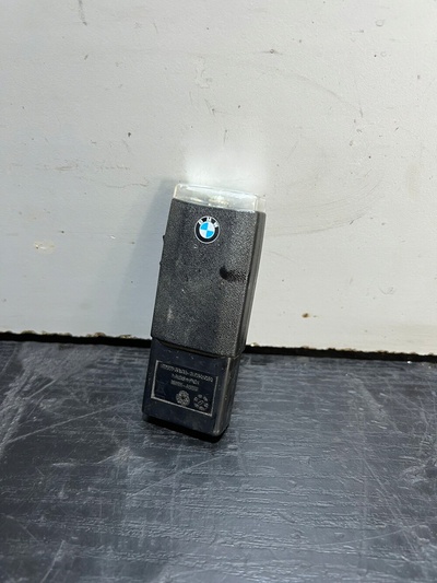 6962052 Bmw e90 320i фонарик буфер обмена