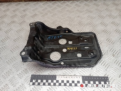 7441142040 Планка крепления аккумулятора Toyota RAV4 4 (CA40) 2017