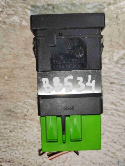 3B0963563C Кнопка подогрева сидений Volkswagen Passat B5 1999