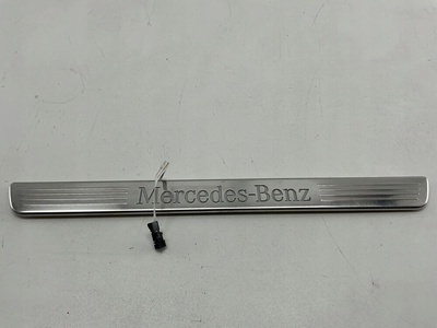 A2466805300 mercedes - benz а w176 2016 пороги