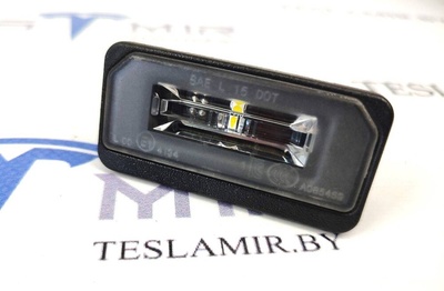 103434100 Подсветка номера Tesla Model S 2017 1034341-00