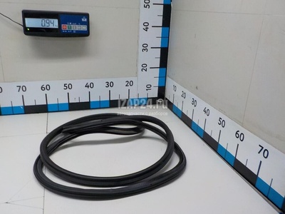 5L6827705C Уплотнитель багажника VAG Yeti (2009 - 2018)