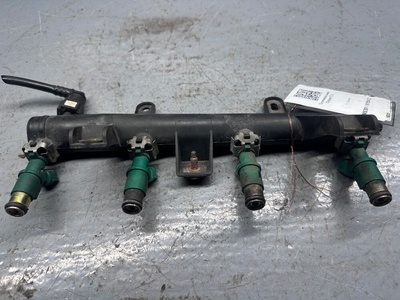 9655833580 Топливная рампа Peugeot 207 2006 ,01F023