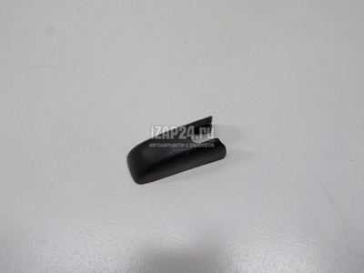68077939AA Крышка поводка стеклоочистителя Chrysler Grand Cherokee (WK2) 2010