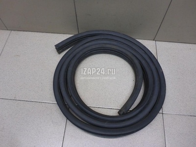 6001547017 Уплотнитель двери Renault Lada Largus 2012