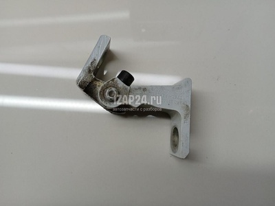 8K0831401D Петля двери VAG Cayenne (2010 - 2017)