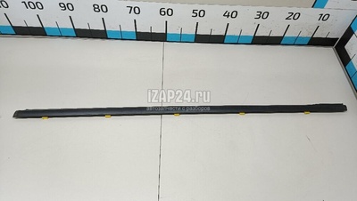 7251034001 Накладка стекла переднего левого Ssang Yong Actyon New/Korando C 2010