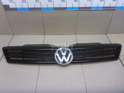 5C6853651QWA Решетка радиатора VAG Jetta (2011 - 2018)