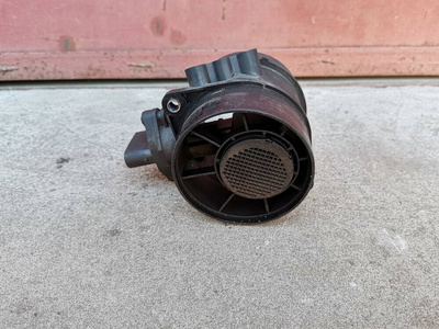 A6460940048 Датчик расхода воздуха Mercedes-Benz E-Class 2003 W211 647.961 2.7 Mercedes-Benz E-класс W211/S211 (2002—2006) W211 2003