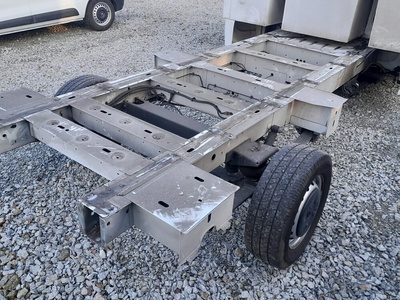 Renault master iii iv 2.3 dci 21 / 24r рама задняя