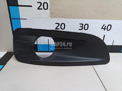 745365 Рамка противотуманной фары правой Citroen-Peugeot C4 II 2011