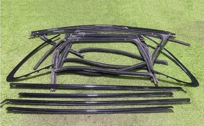 9Y0837431 Комплект черных молдингов Porsche Cayenne E3 9Y 959 2019 , 9Y0837475E, 9Y0837476E, 9Y0839476G, 9Y0839475G, 9Y0839432, 9Y0839431, 9Y0839432, 9Y0837432A, A,