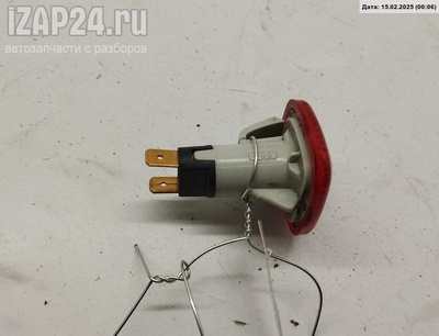 4D0945155 Фонарь салонный (плафон) Audi A8 D2 (1994-2002) 1998