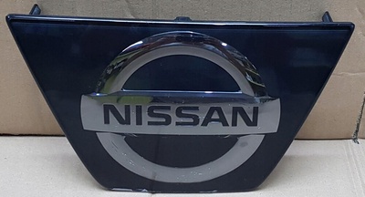 62890HV01A nissan qashqai j11 рестайлинг 17 - значек эмблема